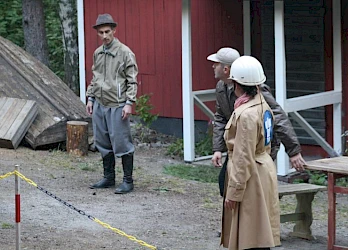 Kuva Kuivalahden kesäteatterin näytöksestä Munakarin veljekset 2010 - 3