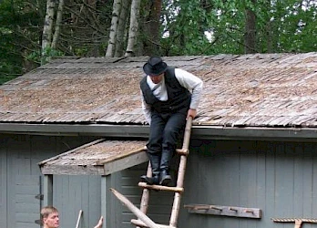 Kuva Kuivalahden kesäteatterin näytöksestä Torpparin poika 2005 - 4