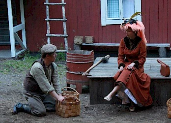 Kuva Kuivalahden kesäteatterin näytöksestä Parast unhotta tomne 2011 - 15