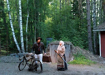 Kuva Kuivalahden kesäteatterin näytöksestä Parast unhotta tomne 2011 - 25