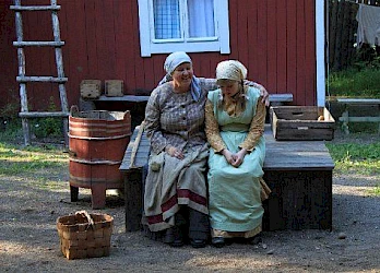 Kuva Kuivalahden kesäteatterin näytöksestä Parast unhotta tomne 2011 - 5