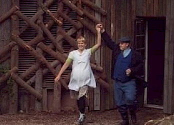 Kuva Kuivalahden kesäteatterin näytöksestä Mansikkamäen Elina 2012 - 9